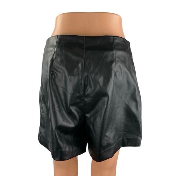 H&M Divided Womens Black Faux Leather Vegan High Rise Casual Mini Shorts Size 10 - Picture 3 of 5